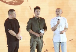 娱乐圈最新吃瓜爆料合集,明星秘闻大揭秘！